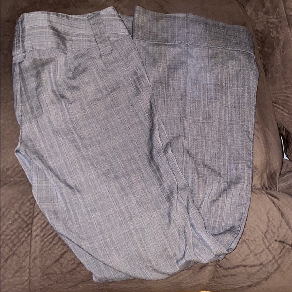 Women’s dress pants. Flare leg. Size 7.